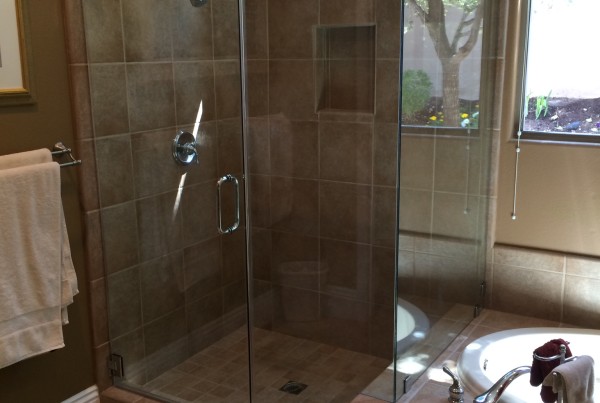 frameless-chrome-hardware